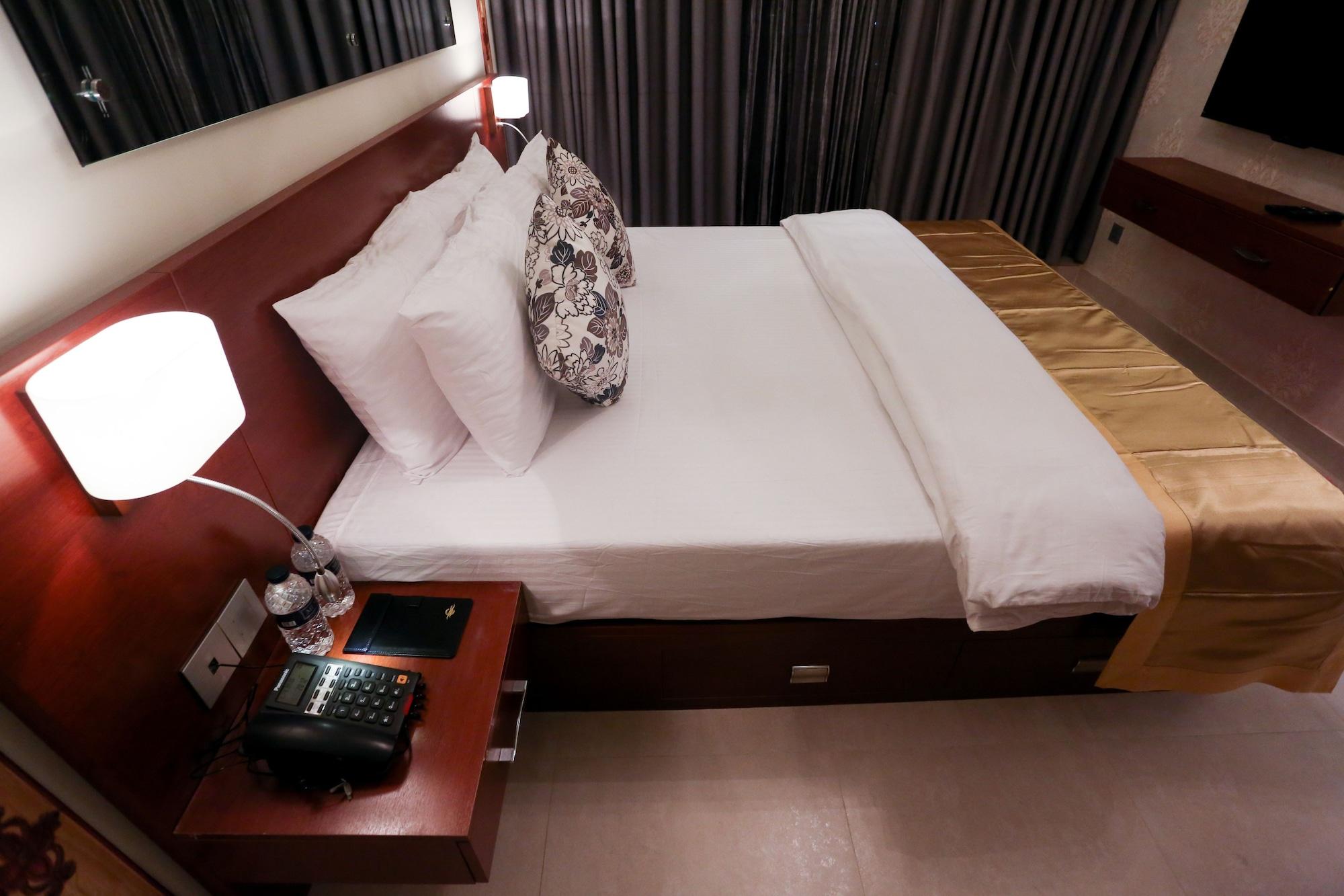 Coventina Lake Suites Dhaka Exterior photo