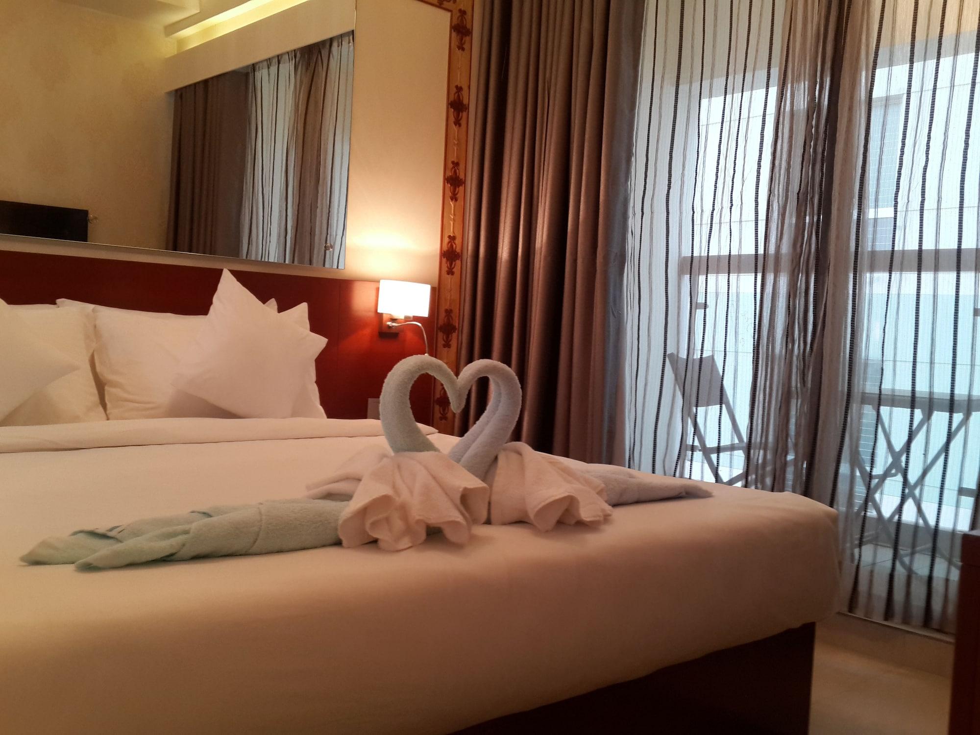 Coventina Lake Suites Dhaka Exterior photo