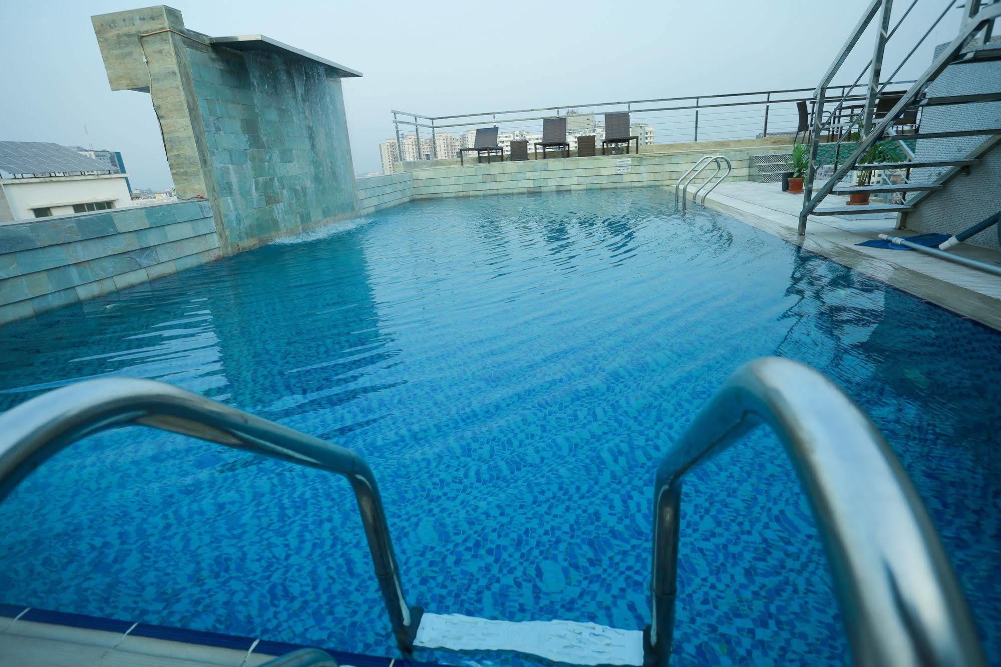 Coventina Lake Suites Dhaka Exterior photo